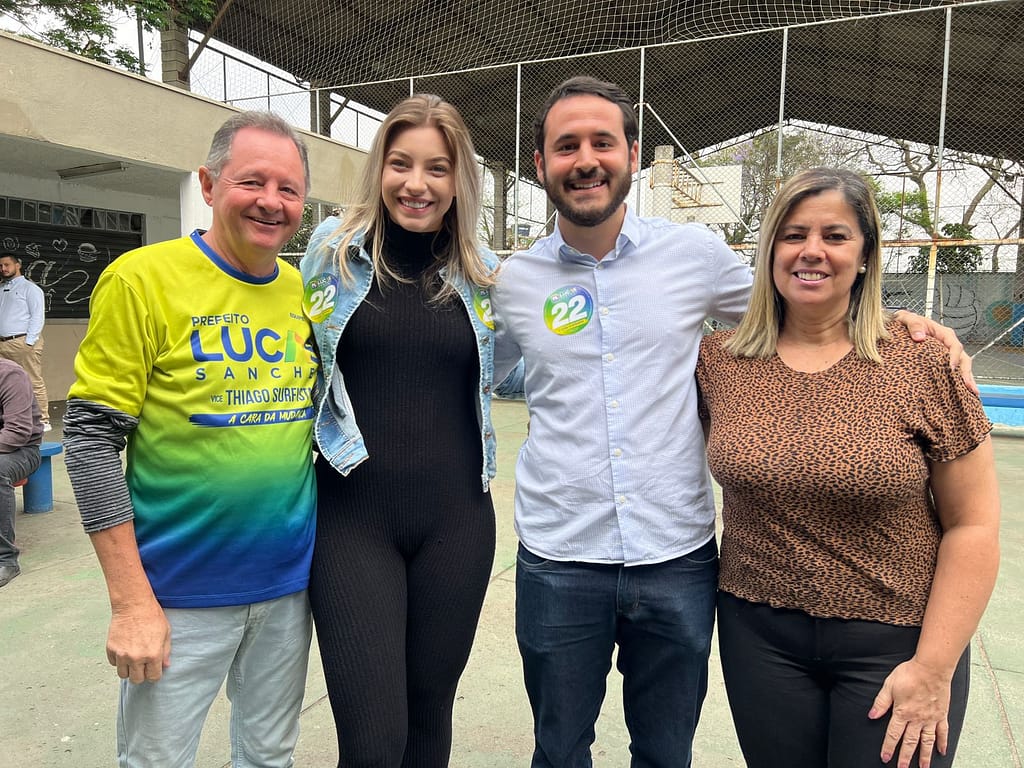 Lucas Sanches vota ao lado da noiva e dos pais e se diz confiante para o segundo turno: “a cidade quer mudança”