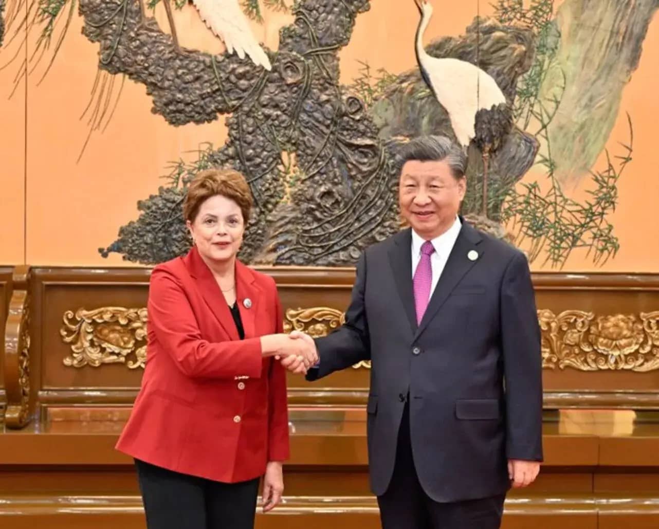 Ex-Presidenta Dilma Rousseff, de 77 Anos, Internada em Hospital de Xangai Após Mal-Estar em 21/02/2025