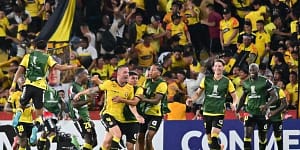 Corinthians Joga Mal, Sofre 3 Gols do Barcelona e se Complica na Libertadores