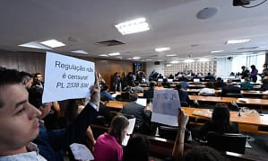 Brasil dá um passo importante: PL da Inteligência Artificial é aprovado