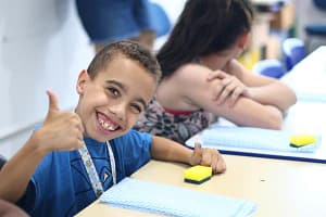 Guarulhos anuncia campanha Vista Azul pela Conscientização do Autismo
